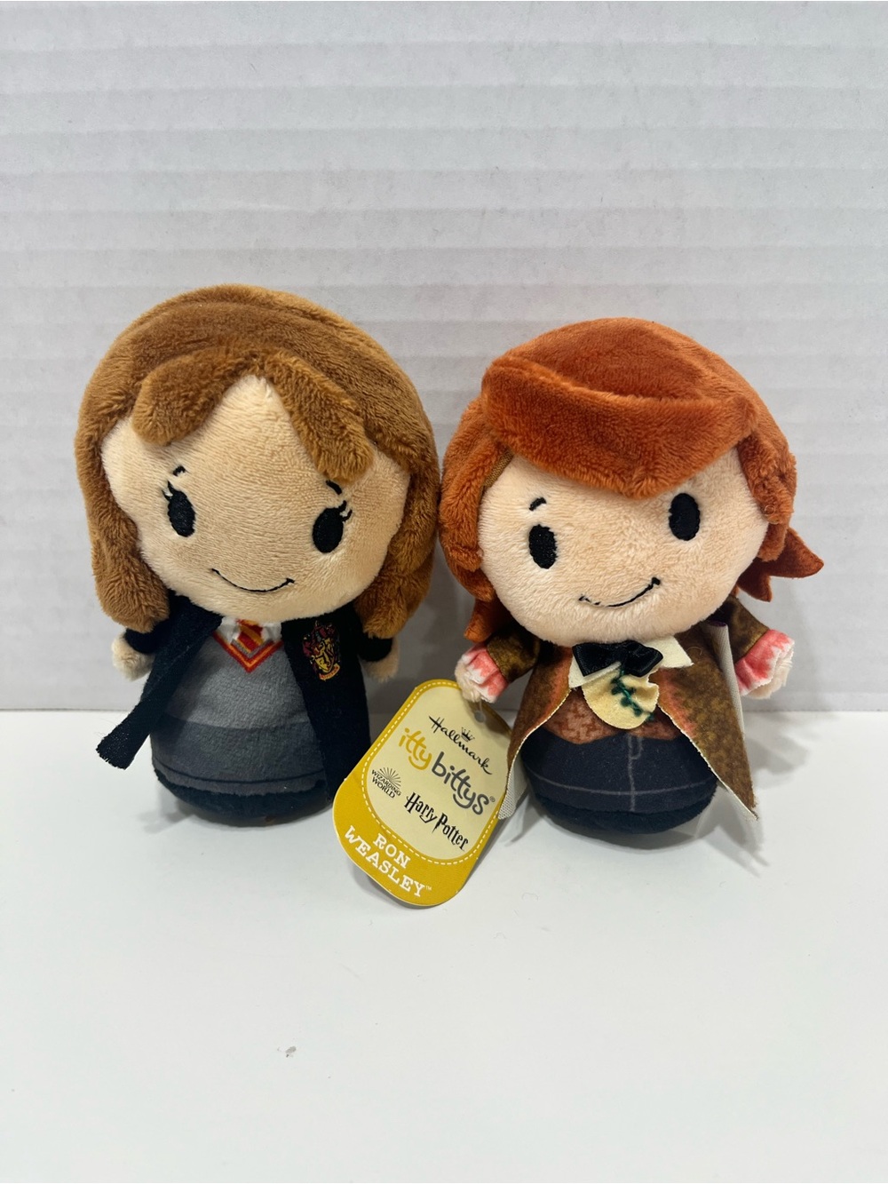 HARRY POTTER Hallmark itty bittys Ron and hermione plush dolls